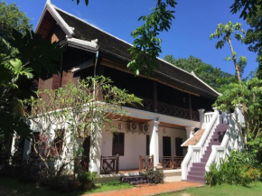 Гостиница Ban Vivanh chambres d'hotes  Луангпхабанг